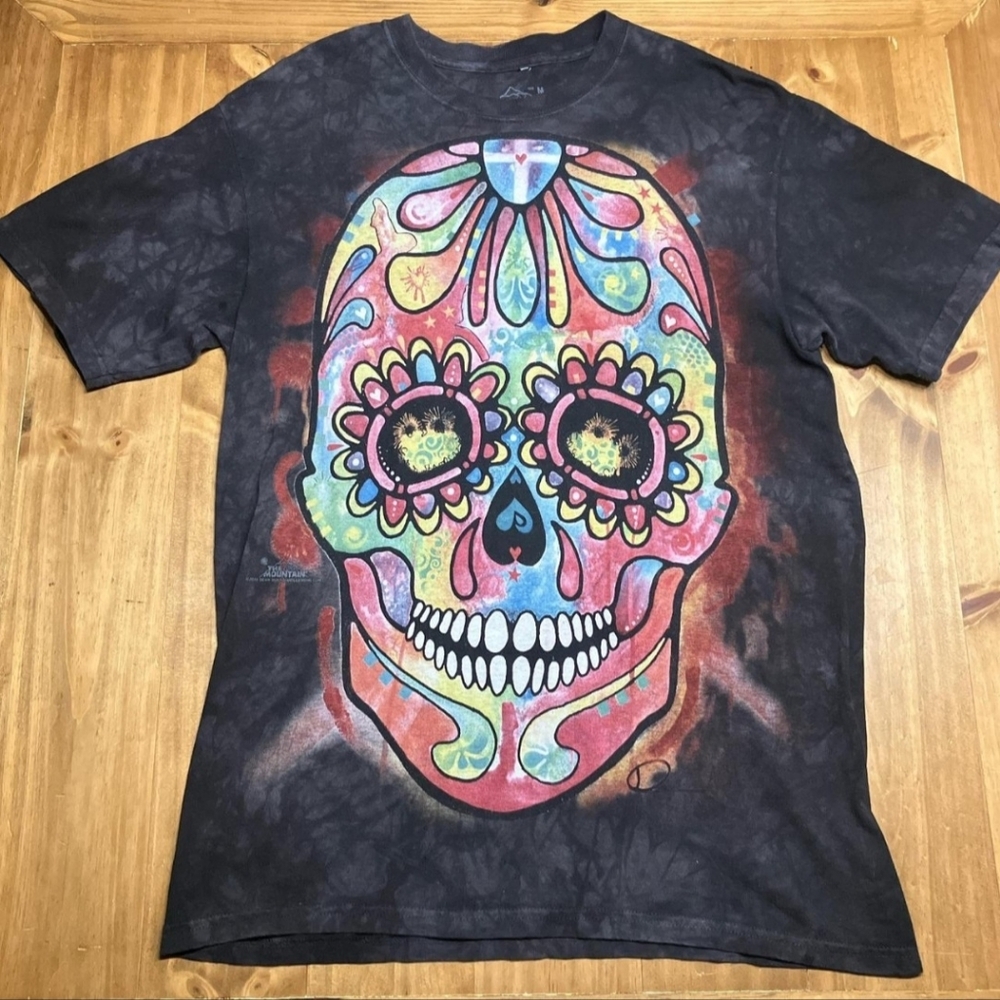 Colorful skull T-shirt by The Mountain 2014